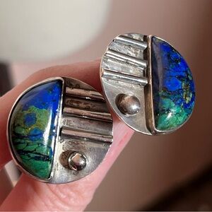 Vintage southwestern silver Green Turquoise modernist Screw Back earrings